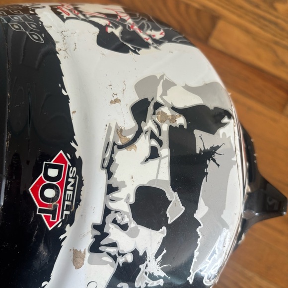 O’Neal 9 Series Motocross Helmet | White/Black Skull Splatter Graphics - Picture 7 of 7